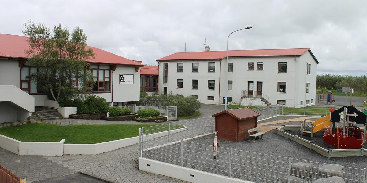 Laugalandsskóli